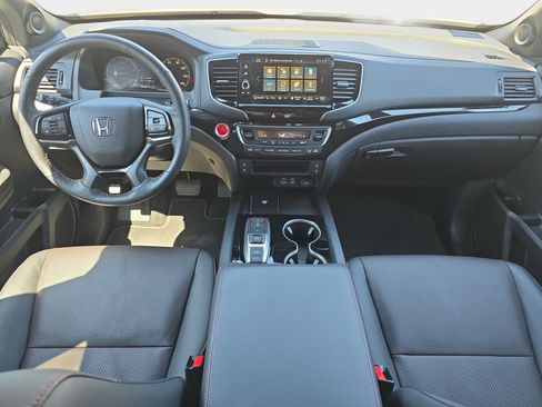 Used 2024 Honda Ridgeline Black Edition image 10
