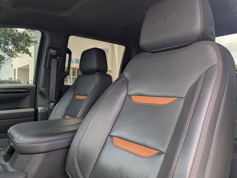 Used 2023 GMC Sierra 1500 AT4 AWD/4WD image 14
