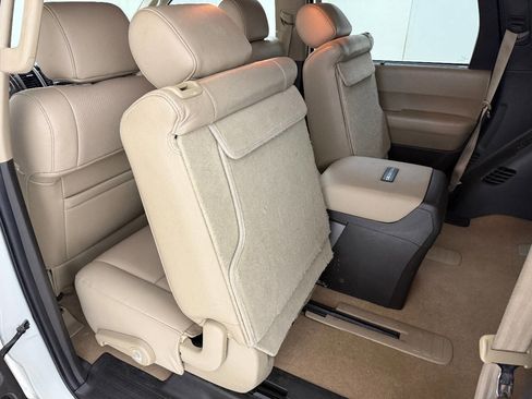 Used 2011 Toyota Sequoia Platinum image 24