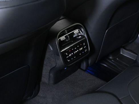 Used 2025 Mercedes-Benz E 53 AMG e 4MATIC Sedan image 18