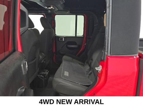 Used 2020 Jeep Gladiator Sport w/ Quick Order Package 24S image 11