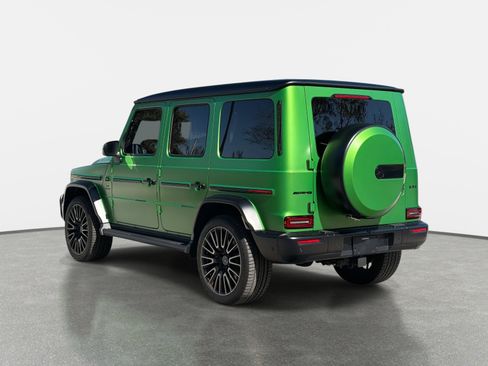 Used 2025 Mercedes-Benz G 63 AMG 4MATIC w/ Night Package Magno image 5