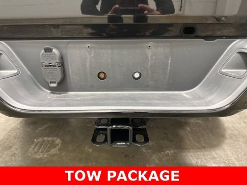 Used 2021 Jeep Gladiator Overland image 34
