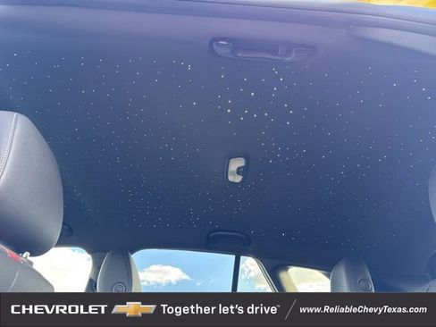 Certified 2024 Chevrolet Trax RS w/ Driver Confidence Package image 14