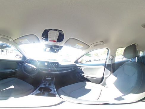 Used 2025 Kia K4 FWD image 38
