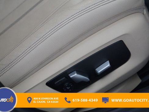 Used 2018 BMW 540i RWD image 16