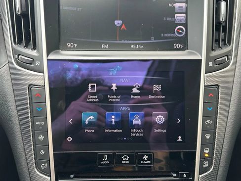 Used 2017 INFINITI Q50 Sport image 19