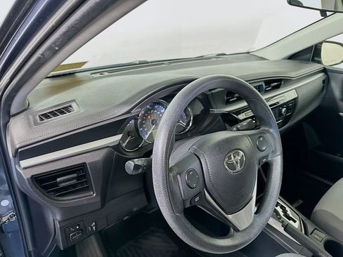 Used 2015 Toyota Corolla L image 11