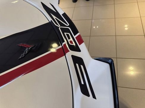 Used 2023 Chevrolet Corvette Z06 image 25