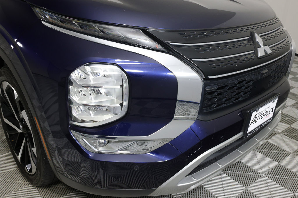 Used 2023 Mitsubishi Outlander SE FWD image 39