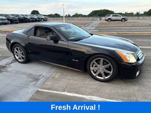 Used 2006 Cadillac XLR RWD image 11