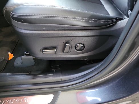 Used 2023 Hyundai Santa Fe SEL Premium image 14