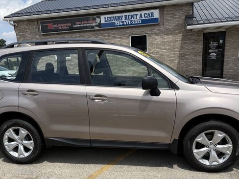 Used 2016 Subaru Forester 2.5i w/ Alloy Wheel Package AWD/4WD image 4