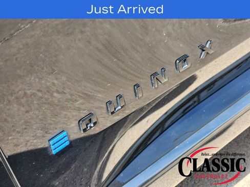Used 2025 Chevrolet Equinox EV RS FWD image 12