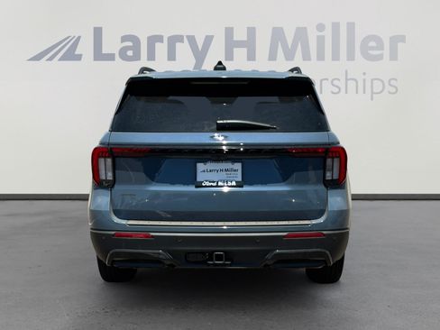 New 2026 Ford Explorer ST-Line RWD image 4