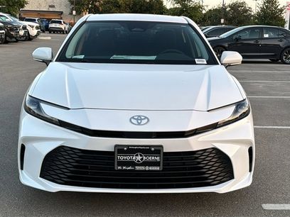 New 2025 Toyota Camry LE