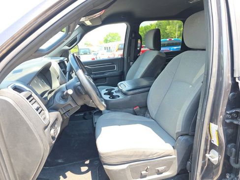 Used 2024 RAM 2500 Big Horn AWD/4WD image 11