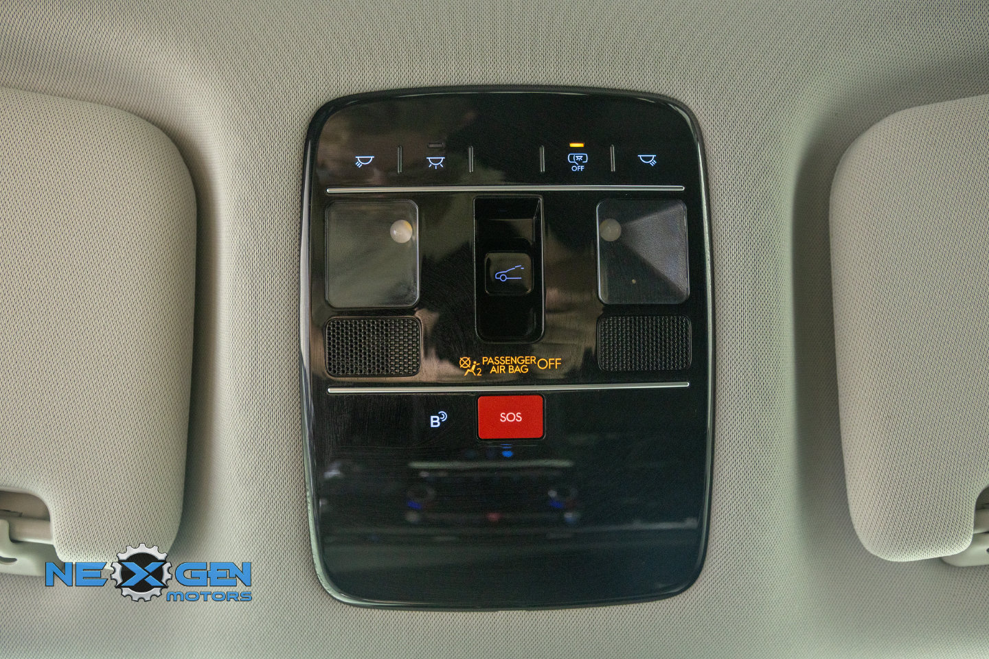 Used 2025 Hyundai Santa Fe XRT AWD/4WD image 25