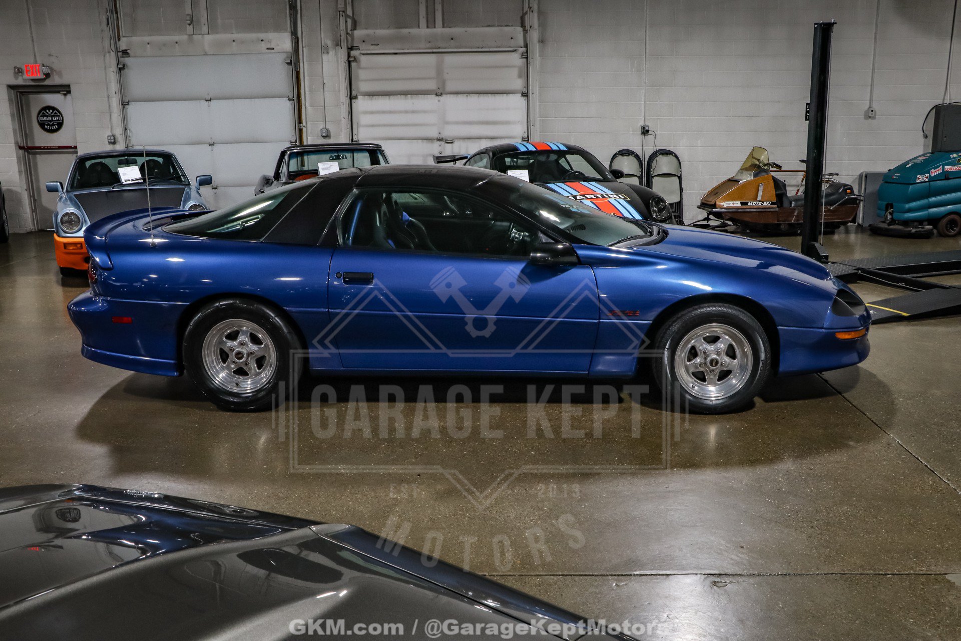 Used 1994 Chevrolet Camaro Z28 RWD image 11