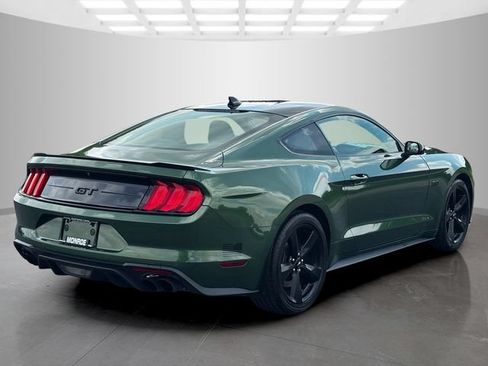 Used 2022 Ford Mustang GT w/ Black Accent Package RWD image 7