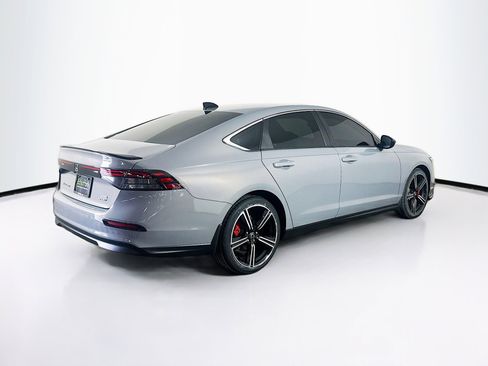 Used 2024 Honda Accord Sport image 9