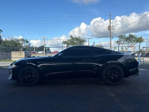 Used 2021 Ford Mustang GT Premium w/ Equipment Group 401A RWD image 2