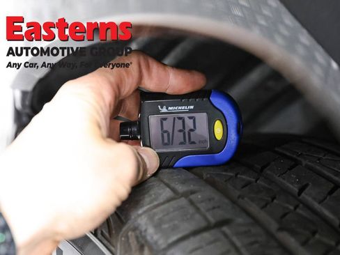 Used 2022 Toyota RAV4 XSE w/ Weather Package AWD/4WD image 27