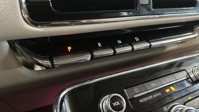 Used 2020 Lincoln Navigator L Reserve w/ Luxury Package AWD/4WD image 19