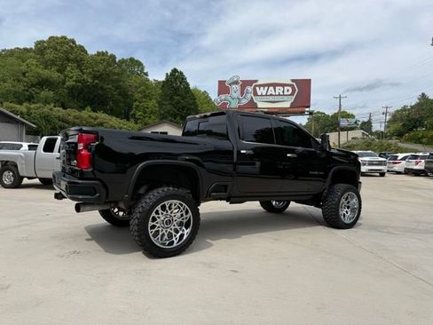 Used 2022 Chevrolet Silverado 2500 High Country w/ LPO, Hitch Package AWD/4WD image 4