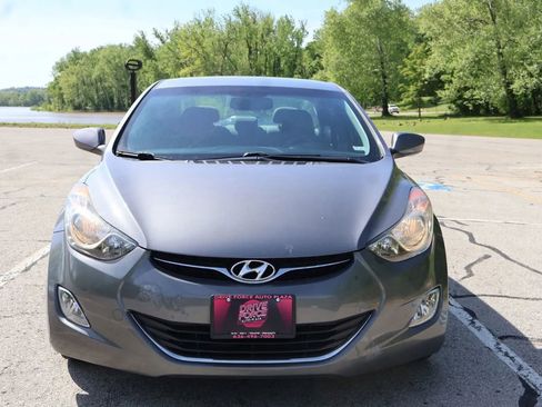 Used 2012 Hyundai Elantra GLS w/ Preferred Pkg 3 image 2