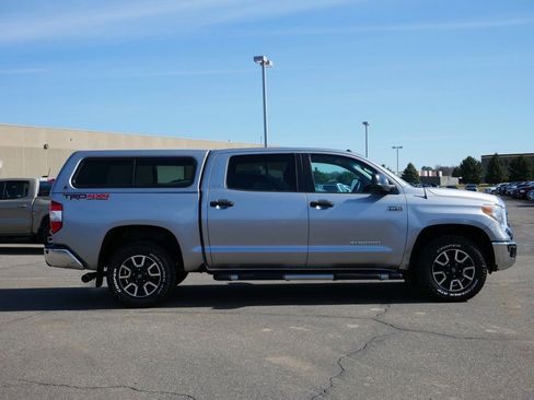 Used 2015 Toyota Tundra SR5 w/ TRD Off Road Package image 8