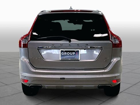 Used 2016 Volvo XC60 T6 w/ Proximity Package image 5