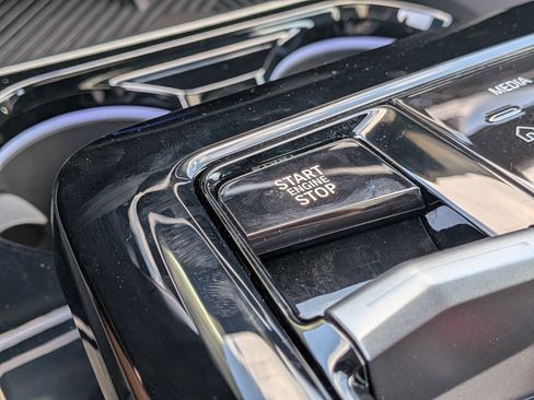 Used 2026 BMW 530i xDrive image 29