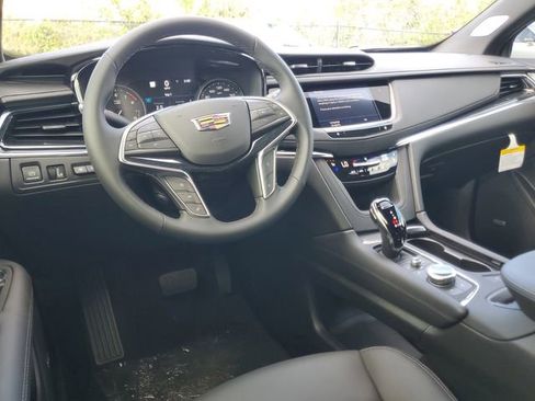 New 2026 Cadillac XT5 Premium Luxury w/ Driver Assist Package FWD image 7