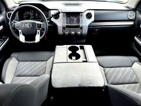 Used 2018 Toyota Tundra SR5 w/ Truck Exterior Package image 25