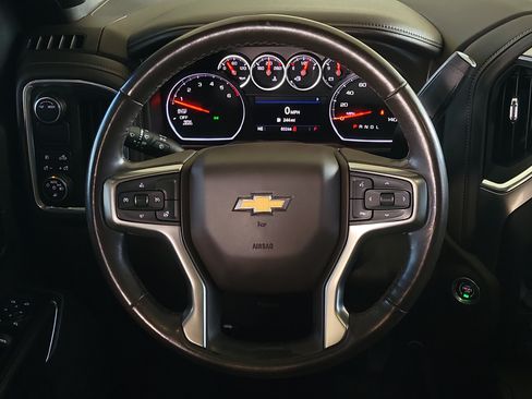 Used 2021 Chevrolet Silverado 1500 LTZ RWD image 15