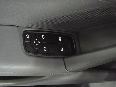 Certified 2024 Porsche 911 Carrera RWD image 21