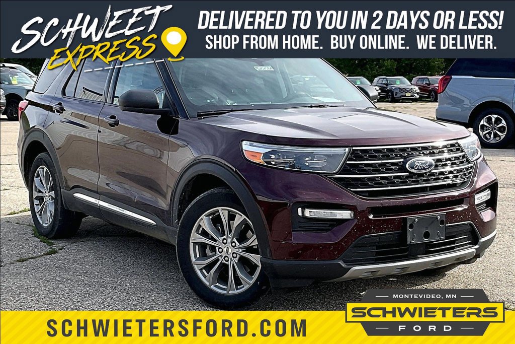 Certified 2022 Ford Explorer XLT w/ Equipment Group 202A AWD/4WD image 1