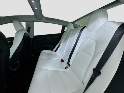 Used 2021 Tesla Model 3 Standard Range Plus RWD image 21