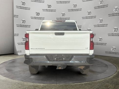 Used 2024 Chevrolet Silverado 2500 LT image 4