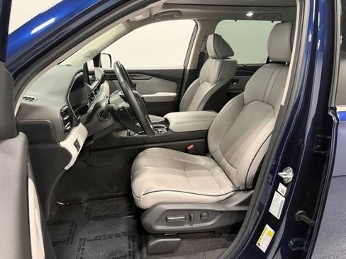 Used 2024 Honda Pilot Elite image 10