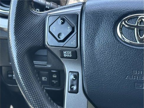 Used 2019 Toyota Tacoma TRD Off-Road AWD/4WD image 21