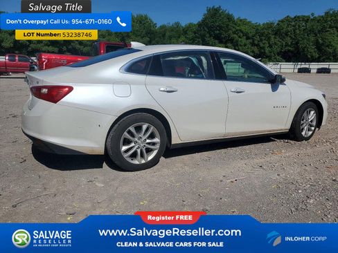 Used 2017 Chevrolet Malibu LT w/ Leather Package FWD image 4