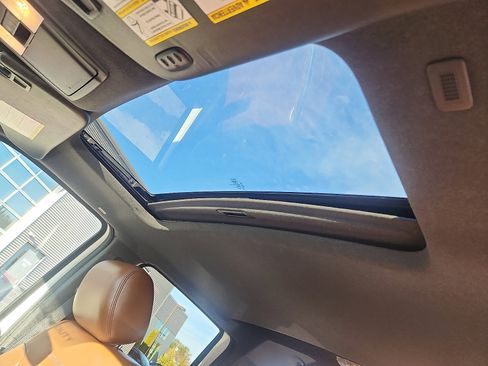 Used 2016 Ford F250 Platinum w/ FX4 Off-Road Package image 22