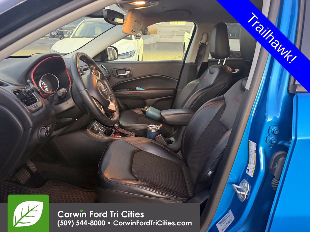 Used 2017 Jeep Compass Trailhawk w/ Safe & Security Group AWD/4WD image 10