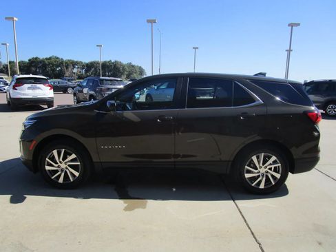 Used 2023 Chevrolet Equinox LT AWD/4WD image 6