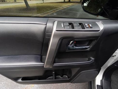 Used 2023 Toyota 4Runner SR5 Premium image 60