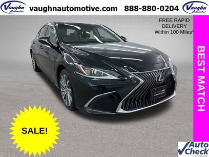 Used 2020 Lexus ES 300h w/ Premium Package