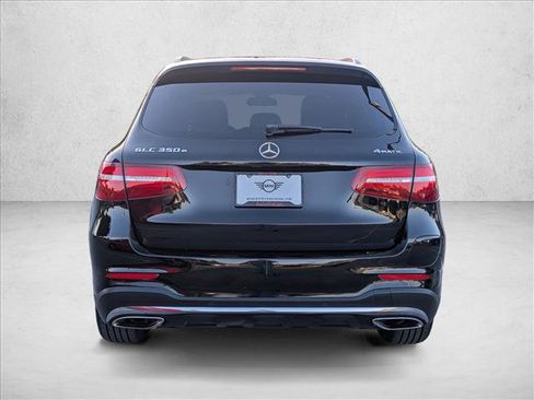 Used 2018 Mercedes-Benz GLC 350e 4MATIC image 7