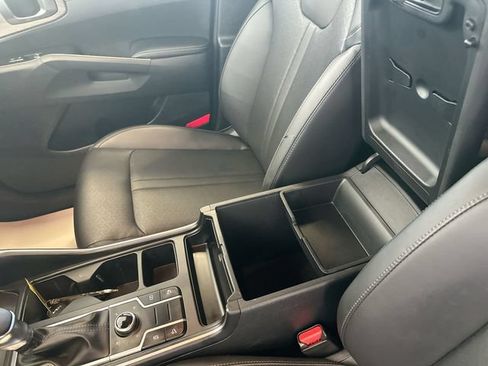 Certified 2023 Kia Sorento S AWD/4WD image 24